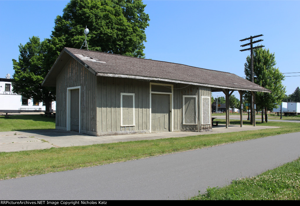 Howard City GR&I Depot